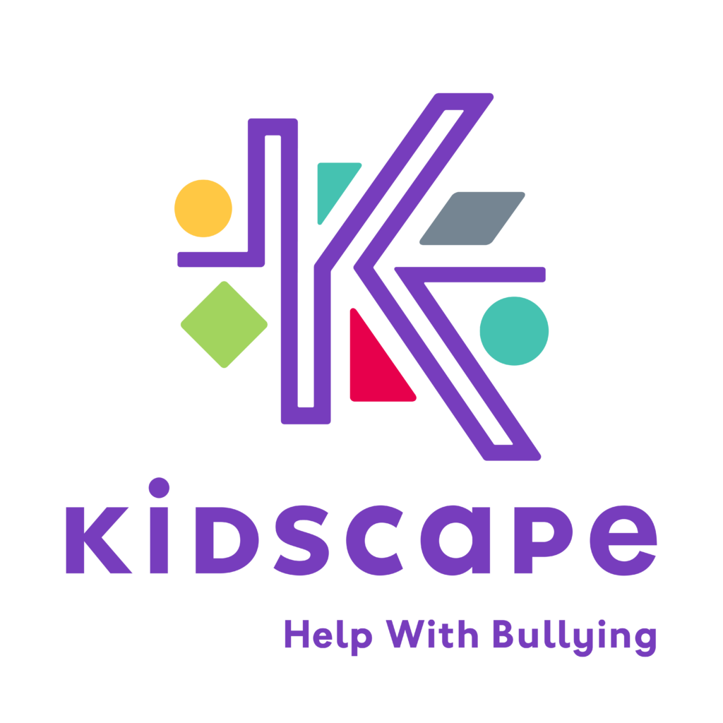 Logo Kidcape
K piws gyda siapiau lliwgar y tu ôl gyda'r geiriau Kidcape Help With Bullying
Digidol